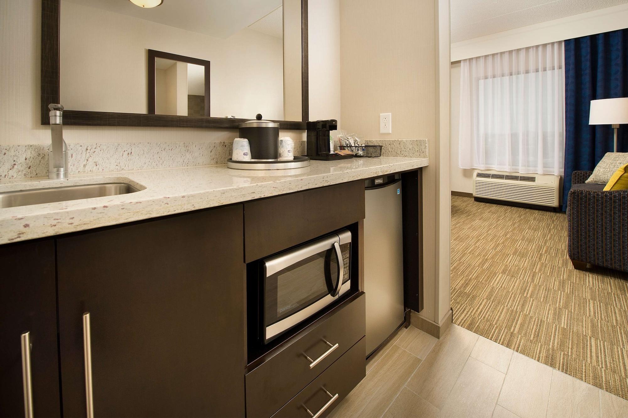 Hampton Inn & Suites Baltimore/Woodlawn Exteriér fotografie