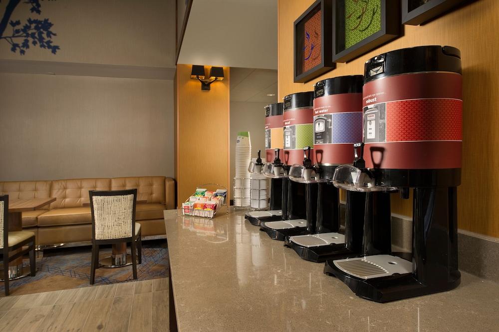 Hampton Inn & Suites Baltimore/Woodlawn Exteriér fotografie