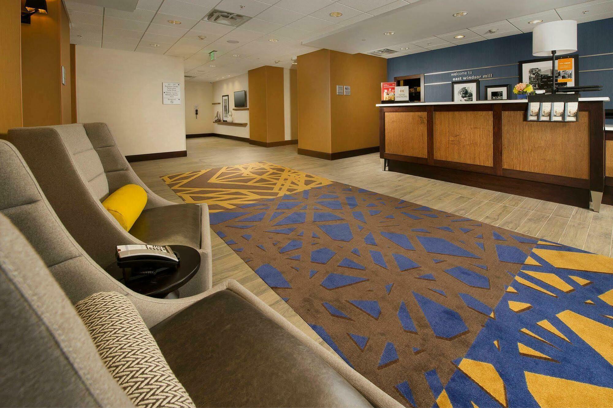 Hampton Inn & Suites Baltimore/Woodlawn Exteriér fotografie